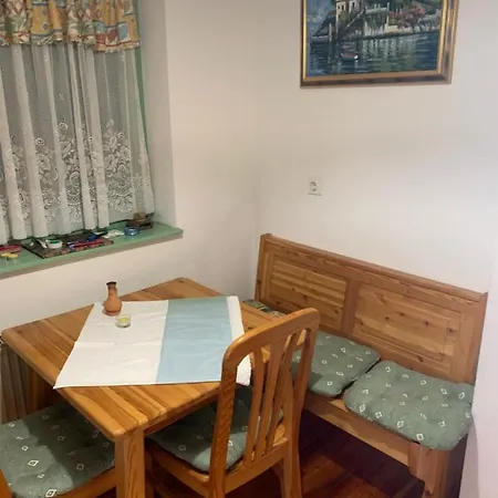 Apartma Ajdovka Rogla